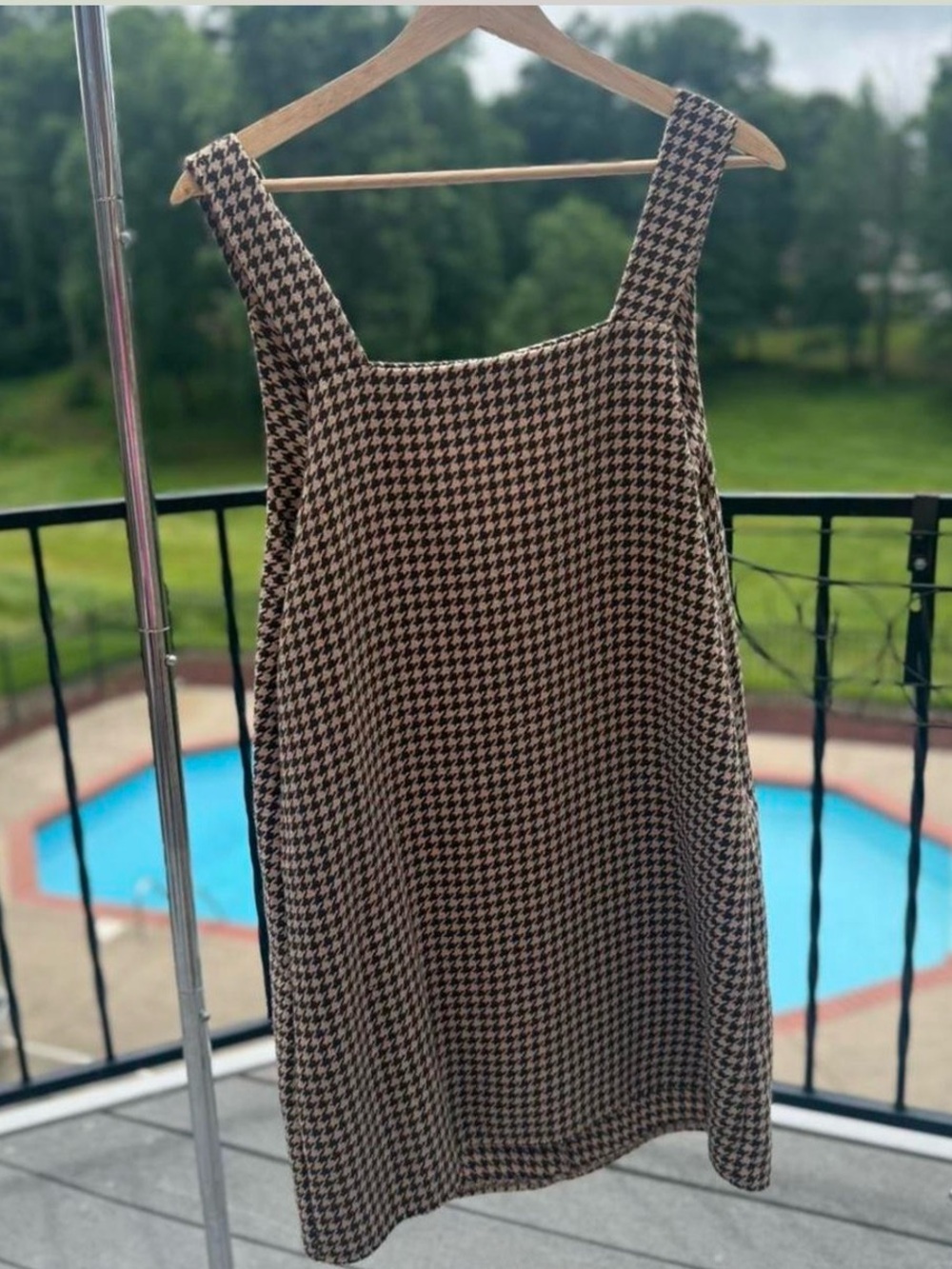 SHEIN Black & Cream Houndstooth Sleeveless Mini Dress